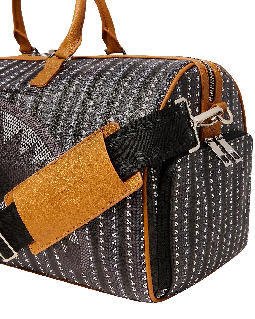 ILLUCHAINS DUFFLE | Sprayground Great Value