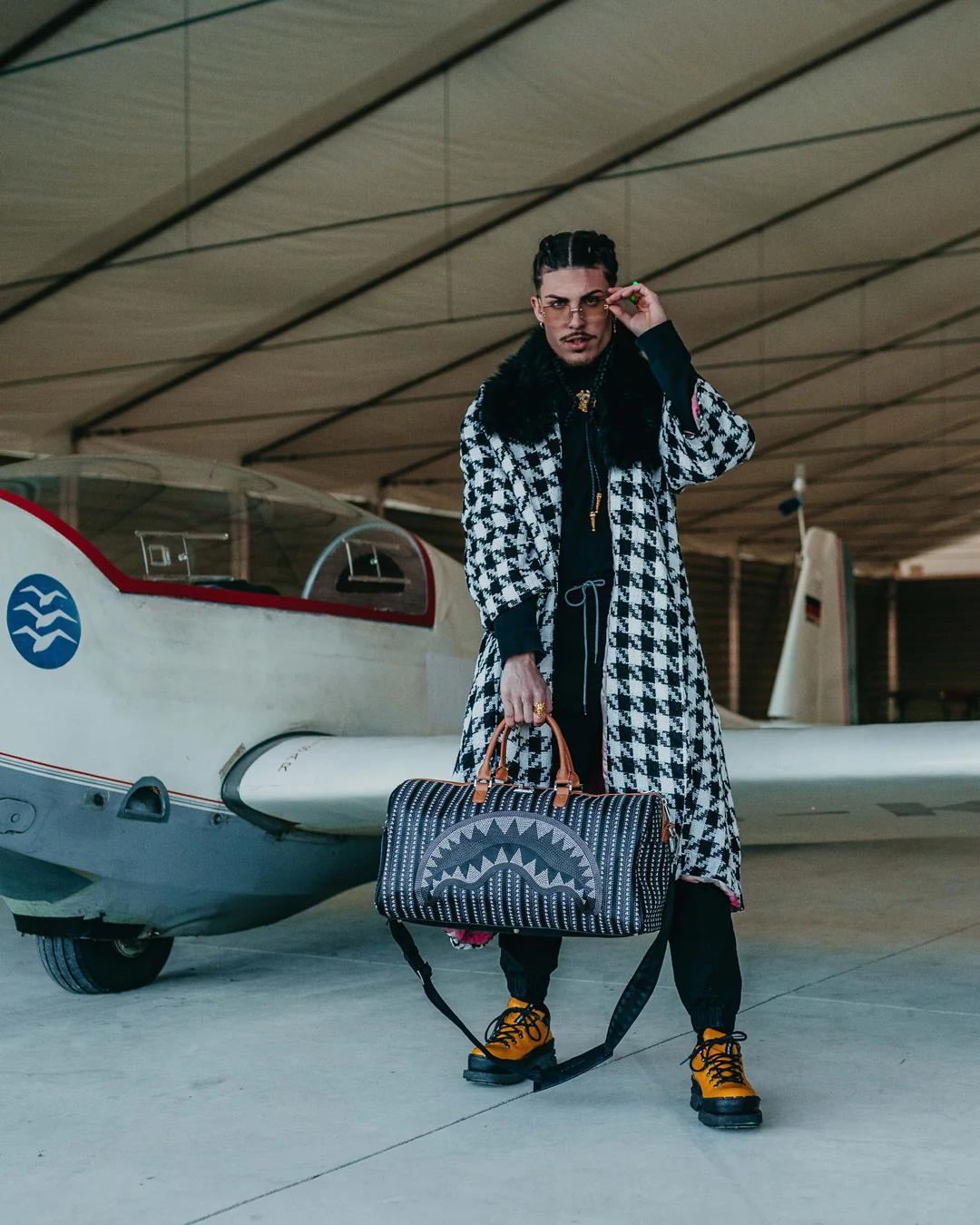 ILLUCHAINS DUFFLE | Sprayground Great Value