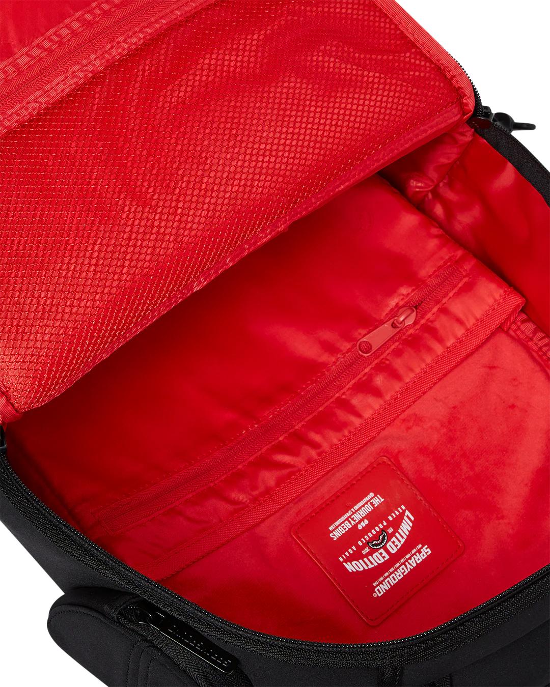 SHARK CENTRAL KYUSHU MOUNTAIN DLXS BACKPACK | Sprayground Trending
