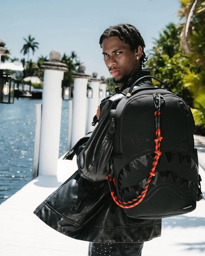 SHARK CENTRAL KYUSHU MOUNTAIN DLXS BACKPACK | Sprayground Trending
