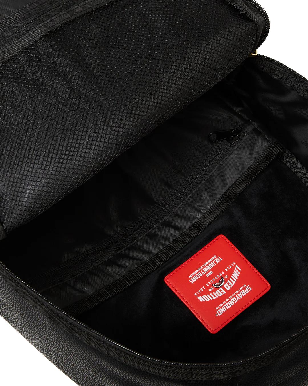 SHARK CENTRAL GILDED BITE BACKPACK | Sprayground Latest