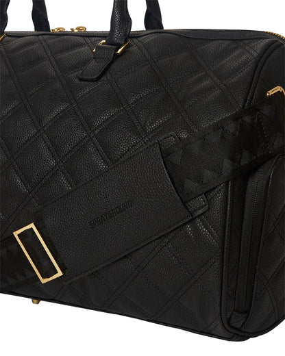 NOIR QUILT GOLD CHAIN SHARK DUFFLE | Sprayground Classic