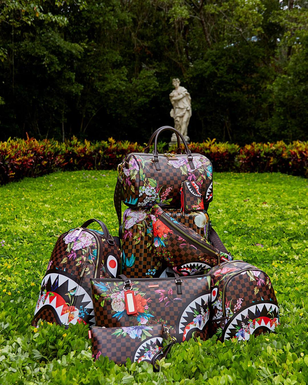 GARDEN OF SHARKS MINI DUFFLE | Sprayground Recommended