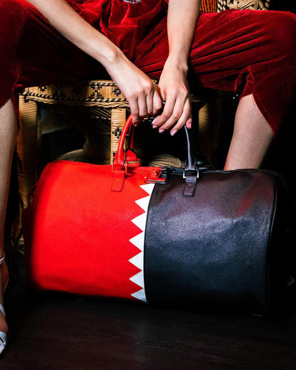 VERTICAL SHARK CUT & SEW DUFFLE | Sprayground Classic