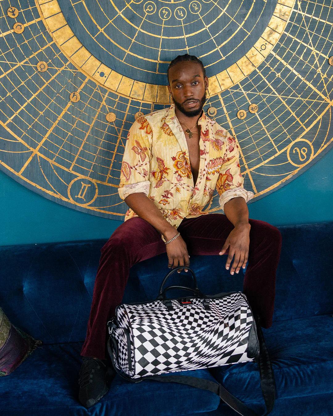 TRIPPY CHECK DUFFLE | Sprayground Premium
