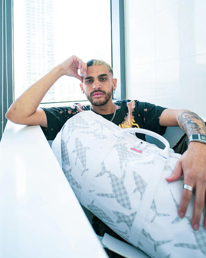 SHARK CHECK (WHITE) DUFFLE | Sprayground New