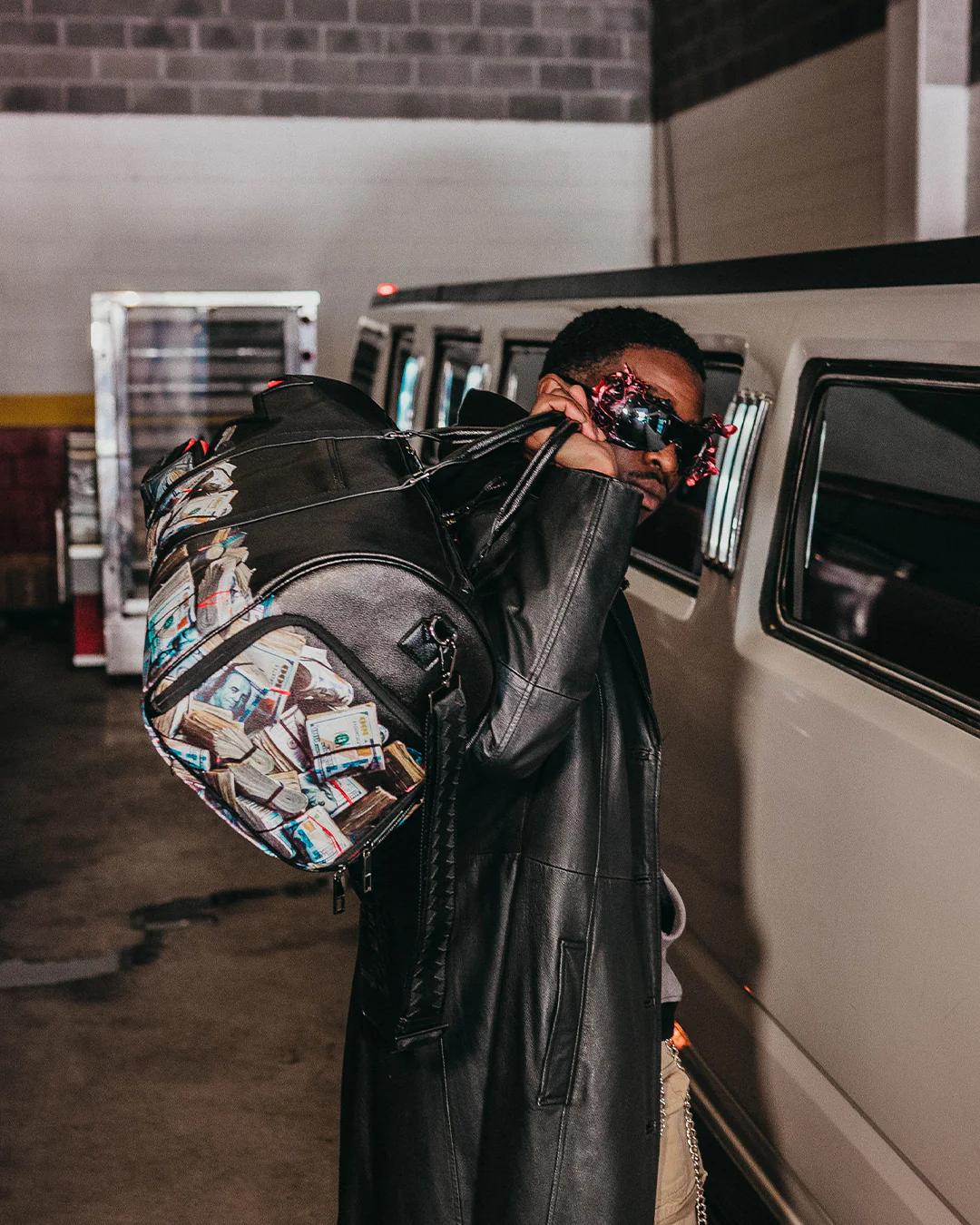 $HARKBITE LARGE DUFFLE | Sprayground Featured