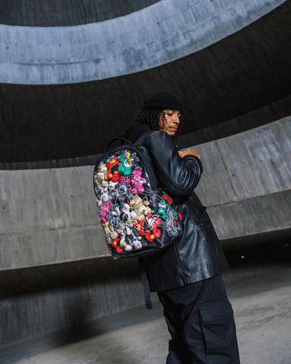 LEGIT BEARS STUFFED IN THIS BAG BACKPACK | Sprayground Essential