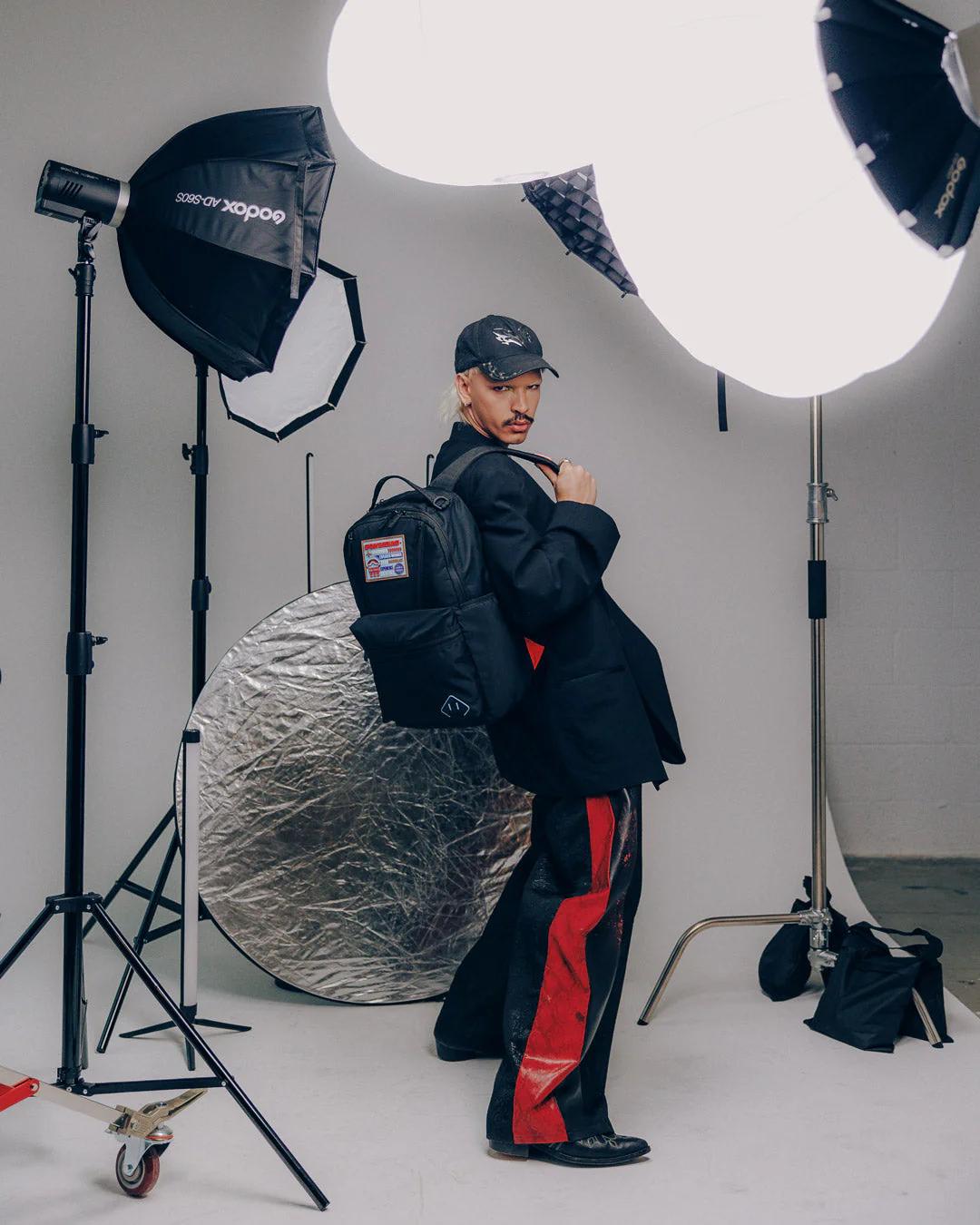 DARKWAVE CARGO HERO BACKPACK | Sprayground Trending