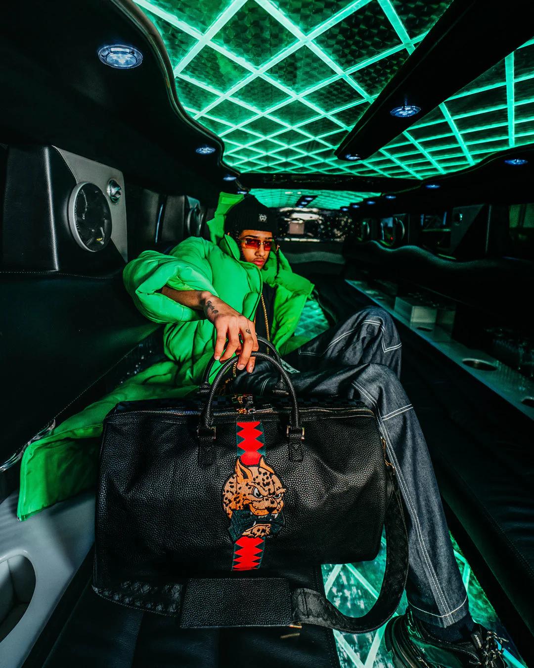 ITALIA DIVISO LARGE DUFFLE | Sprayground Value