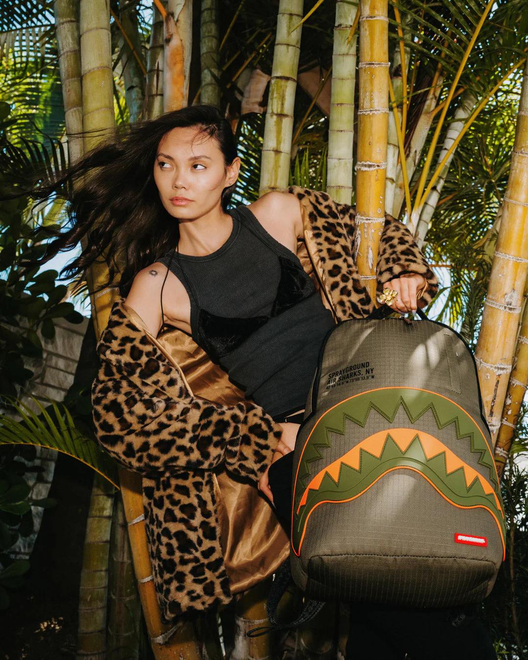 SHARK CENTRAL AIRBORNE BACKPACK | Sprayground Exclusive