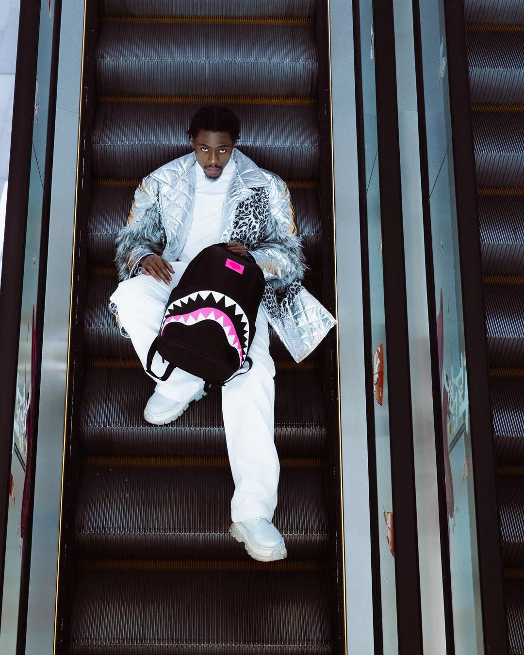 SHARK CENTRAL 2.0 NEON VENOM BACKPACK | Sprayground Signature