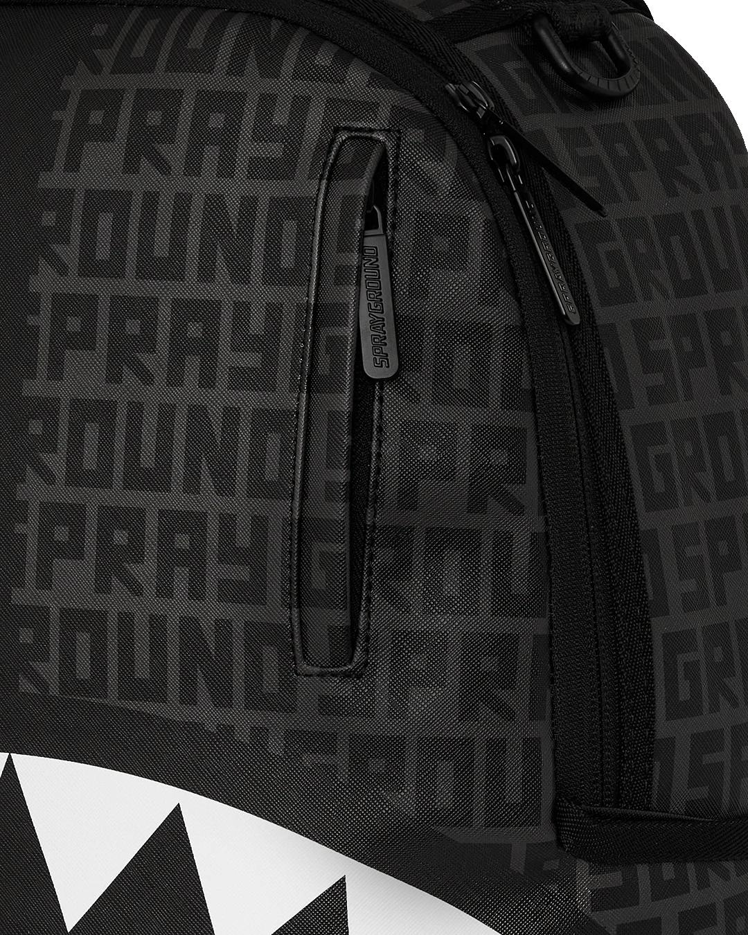 SHARK CENTRAL DOUBLE TROUBLE DLXSV BACKPACK | Sprayground Essential