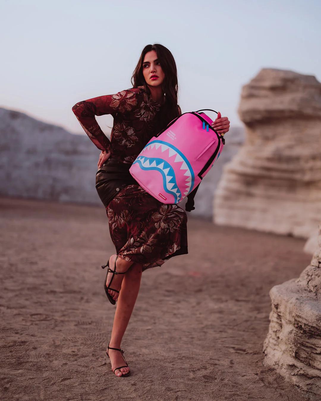SHARK CENTRAL AMUSEMENT DLXSV BACKPACK | Sprayground Quality