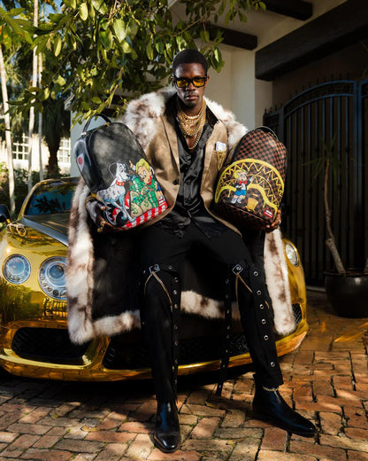 RICHIE RICH PAINT THE SHARK GOLD BACKPACK | Sprayground Best Seller