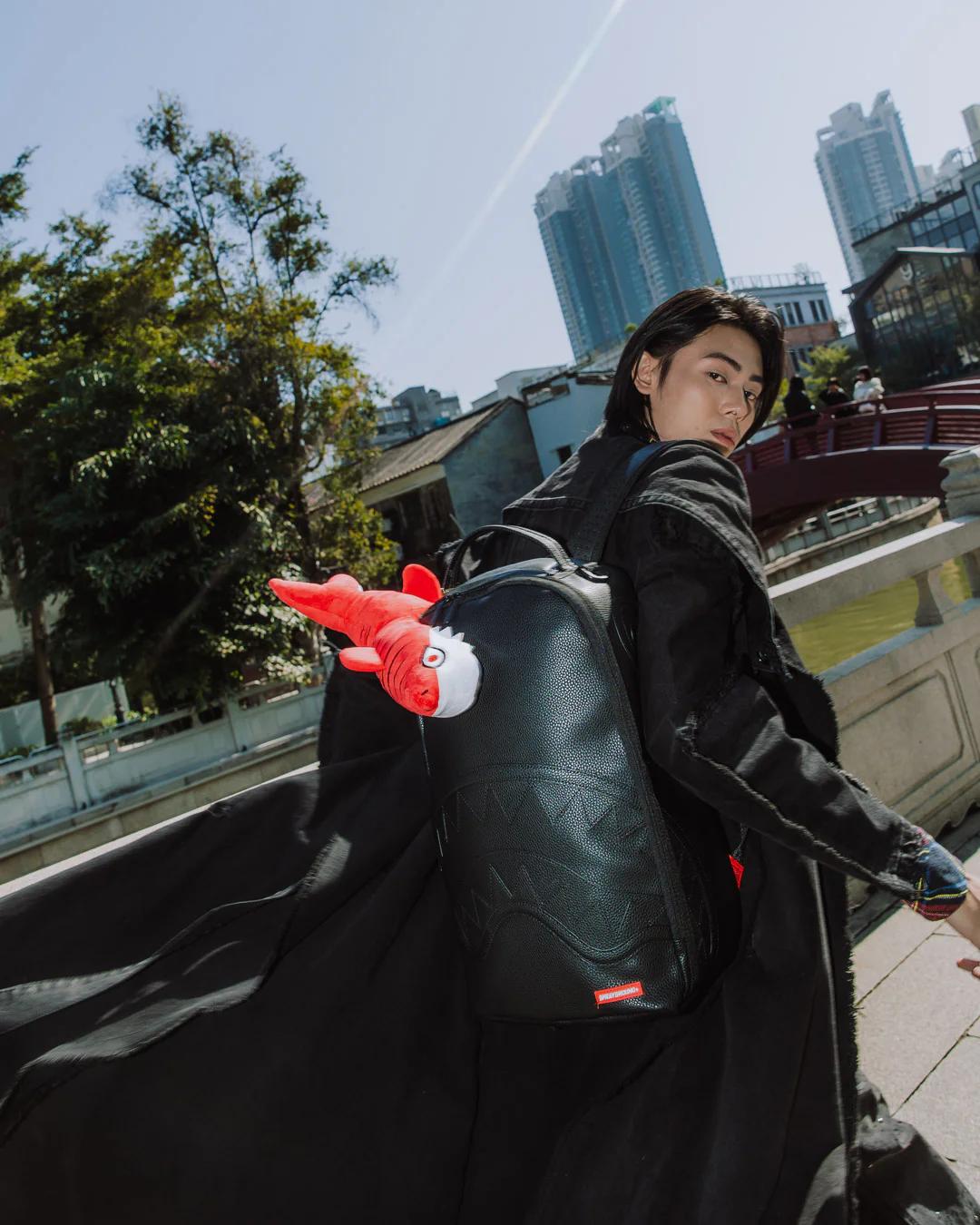 PLUSH SHARK BIG BITE BACKPACK | Sprayground Exclusive