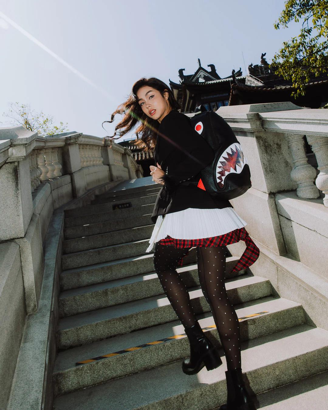 BIG BITE LUCID CLEAR SHARK BITE BACKPACK | Sprayground Signature