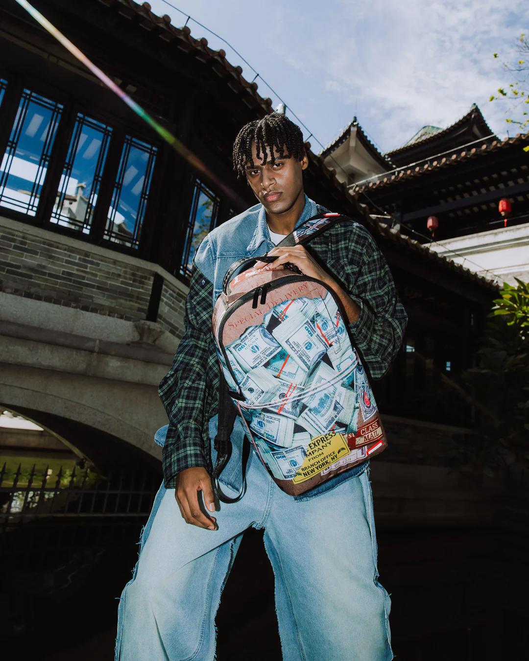 OVERNIGHT EXPRESS BACKPACK | Sprayground Classic