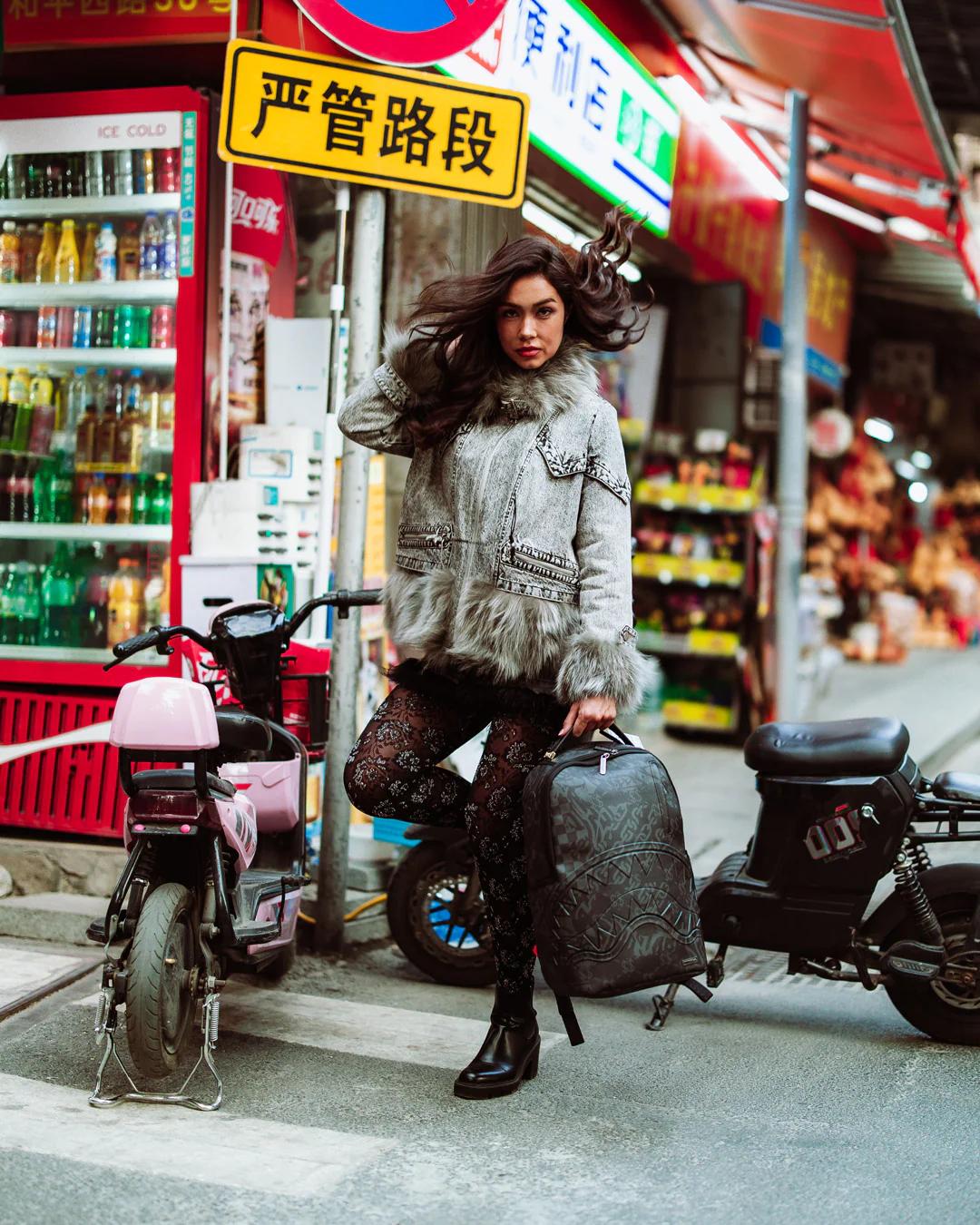 4AM DLX BACKPACK | Sprayground Trending