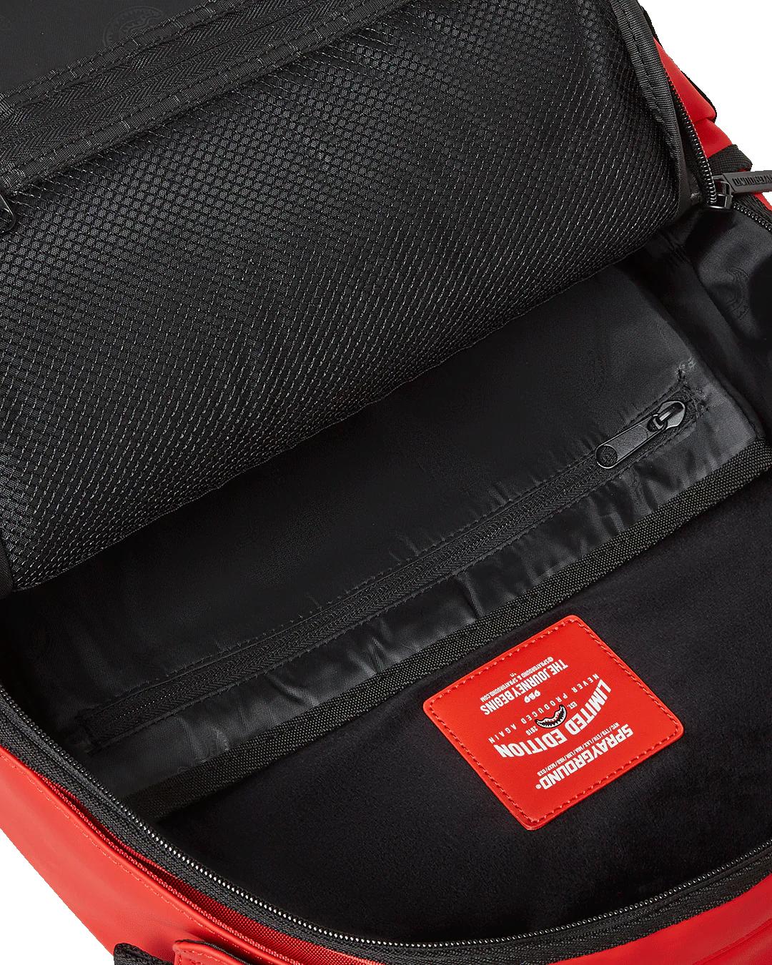 SKY HIGH SEEKERS ARCTIC ACTIONPACK | Sprayground Essential