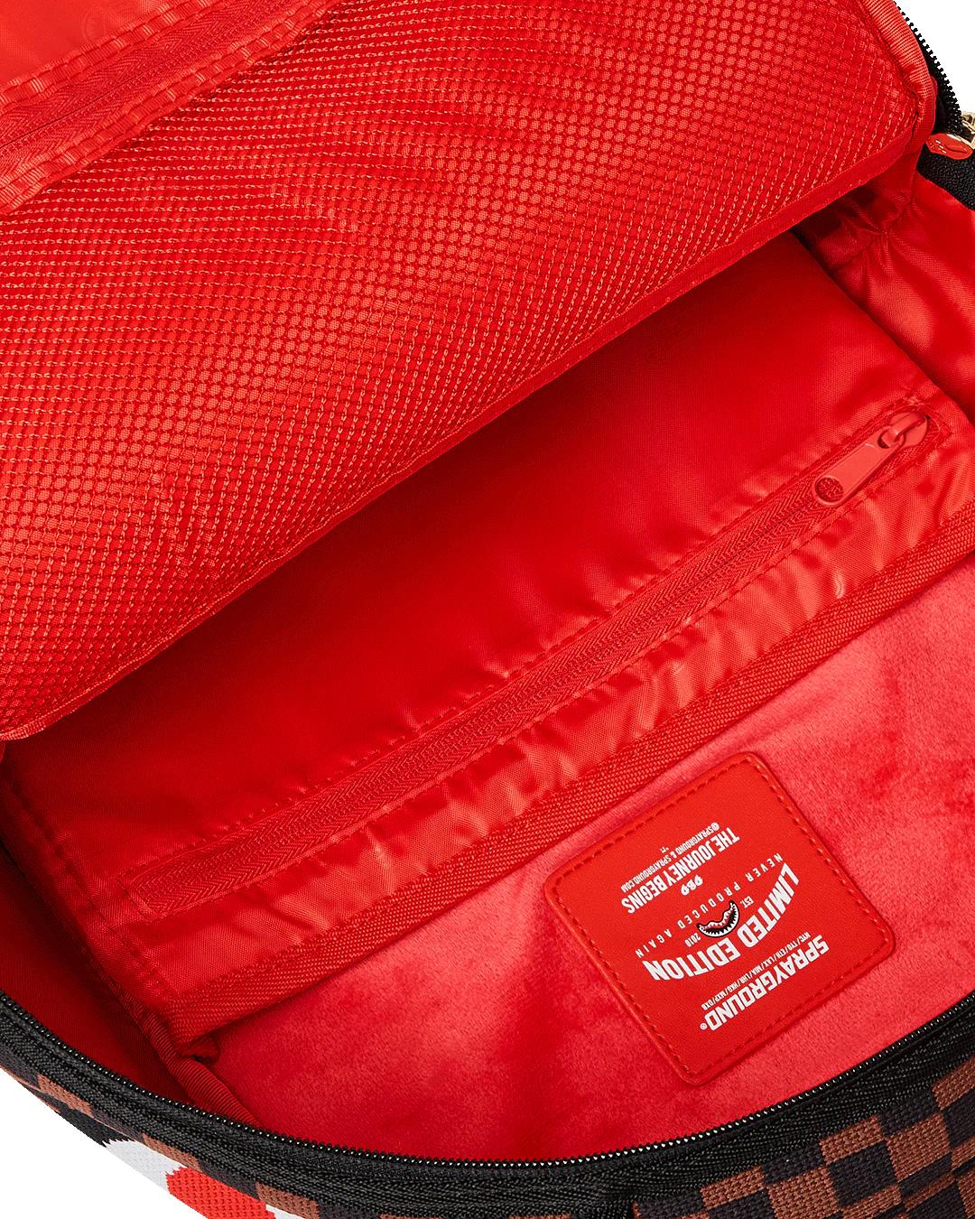 KYOTOKNIT SHARKS IN PARIS DLX BACKPACK | Sprayground Signature