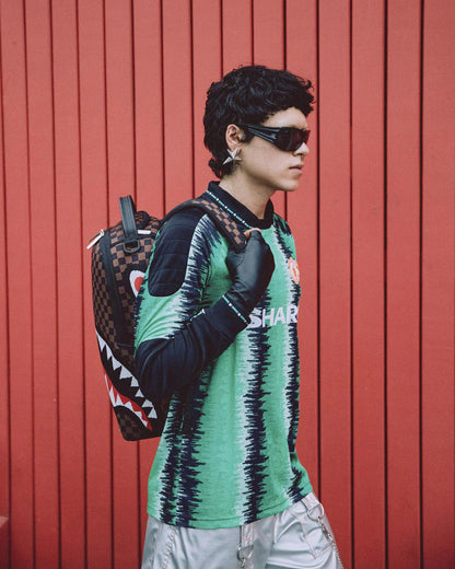 KYOTOKNIT SHARKS IN PARIS DLX BACKPACK | Sprayground Signature