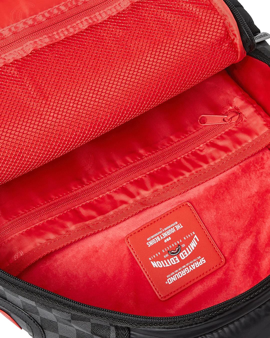 SNOWWSTORM PUFFER DLX BACKPACK | Sprayground Essential