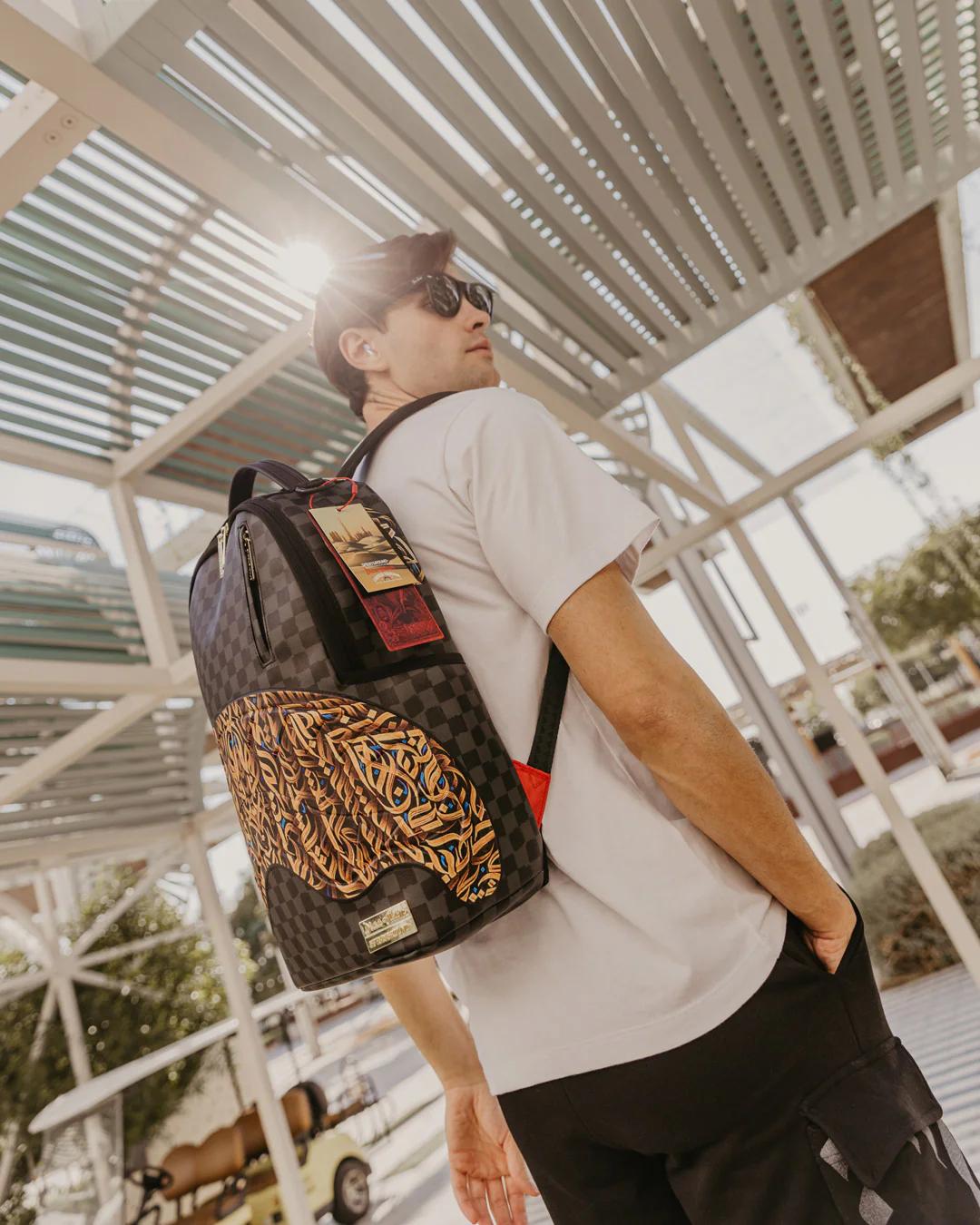 DIAA ALLAM SEEKING PERFECTION 001 BACKPACK | Sprayground Classic