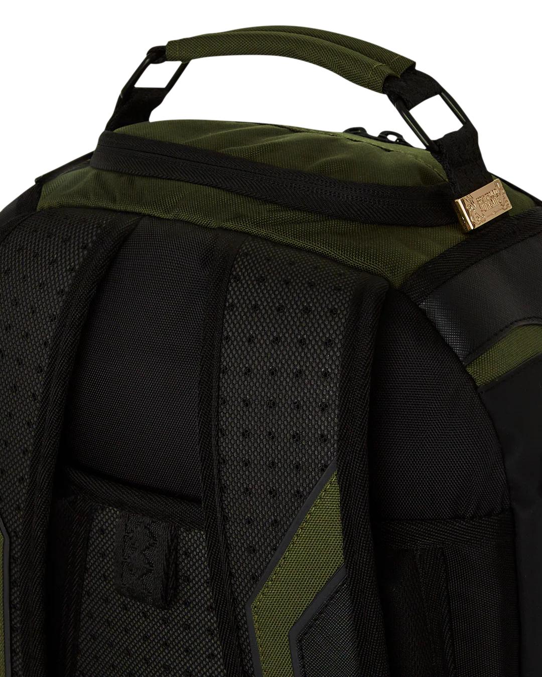 UNLEASH THE SHARK BACKPACK | Sprayground Essential