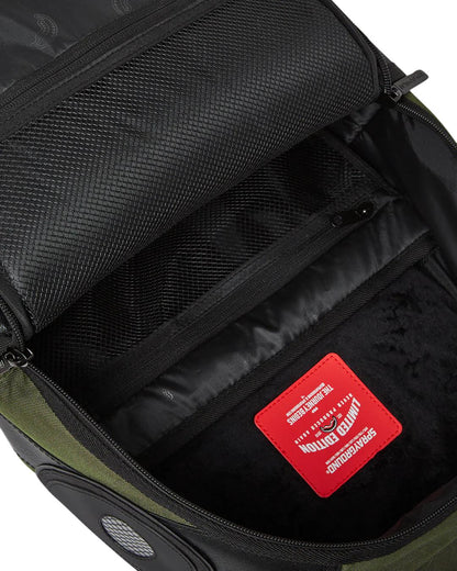UNLEASH THE SHARK BACKPACK | Sprayground Essential